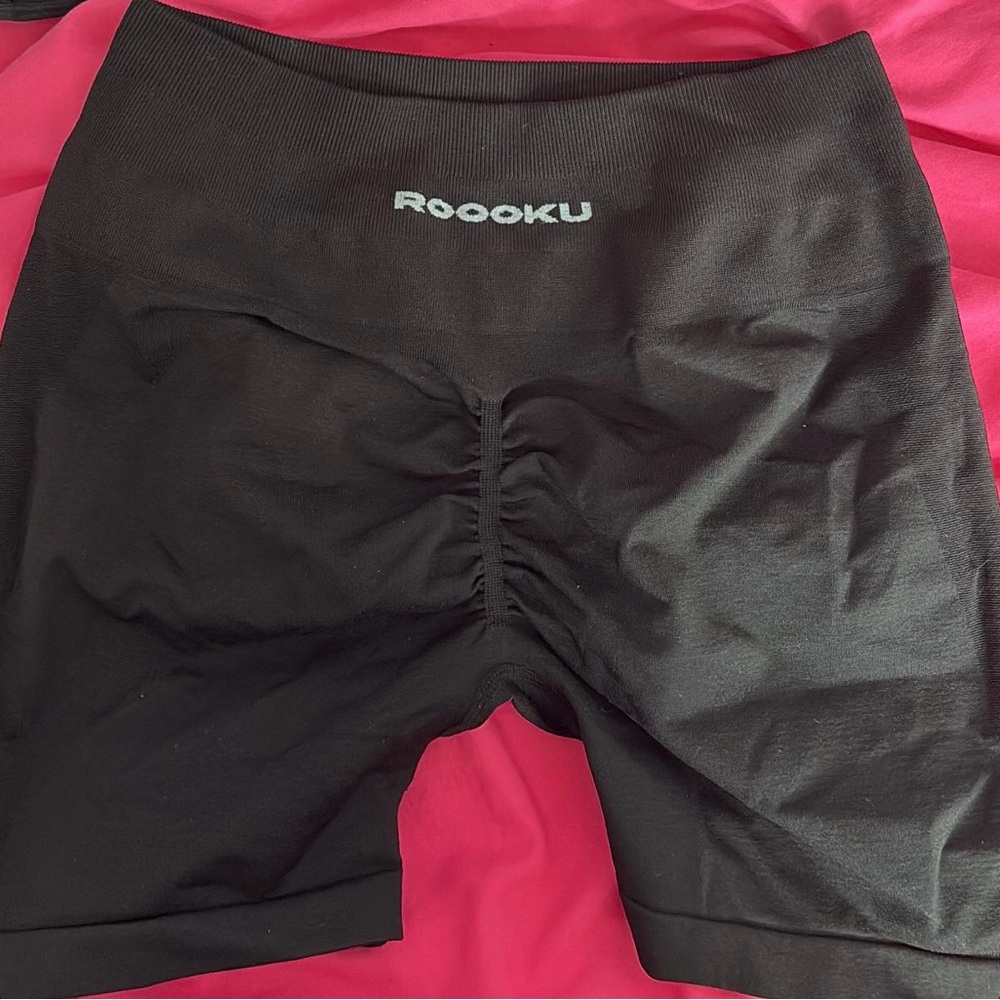 Rooku Black High-Waisted Shorts